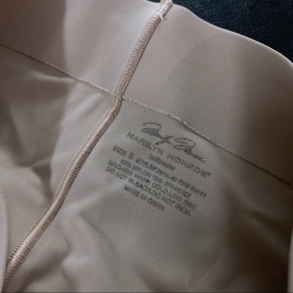 NEW NWT Marilyn Monroe Shapewear Nude Small Tummy - Picture 5 of 6